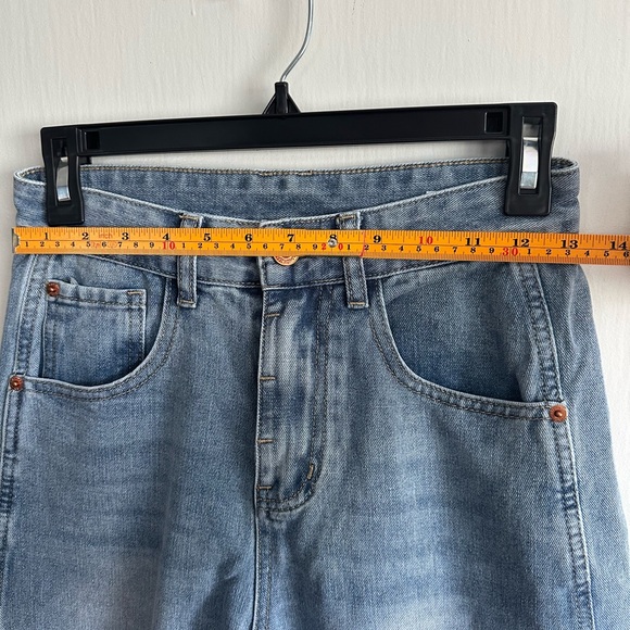 Women's Classic Blue Wide Leg Jeans - Picture 4 of 7